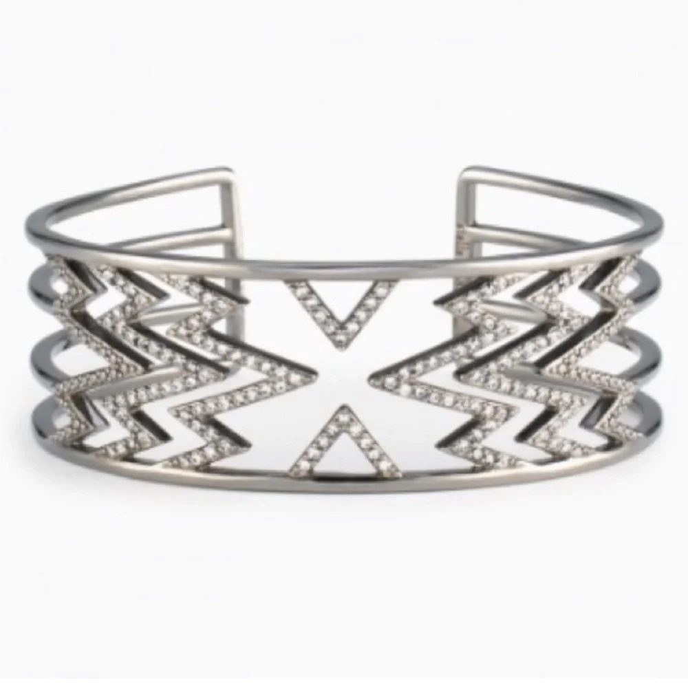 Stella & Dot | Black Pavé Hematite Fountaine Cuff Bracelet Retired